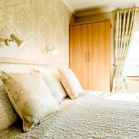 Riverwalk House B&B Утерард Екстер'єр фото