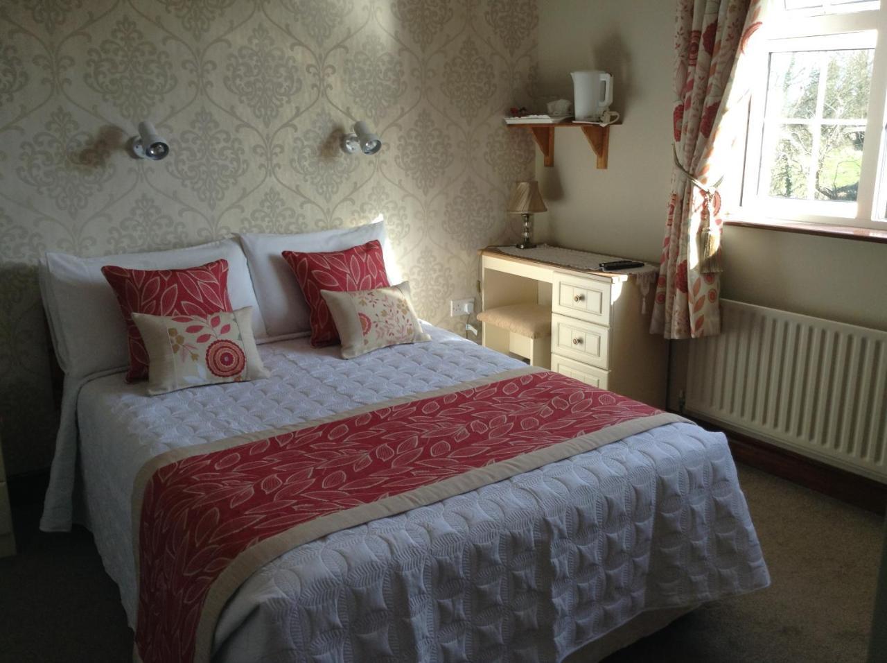 Riverwalk House B&B Утерард Екстер'єр фото